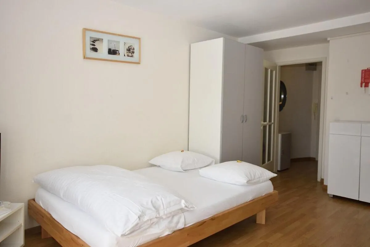Cute Studio In The Center - Crown 42 Zurich Suisse